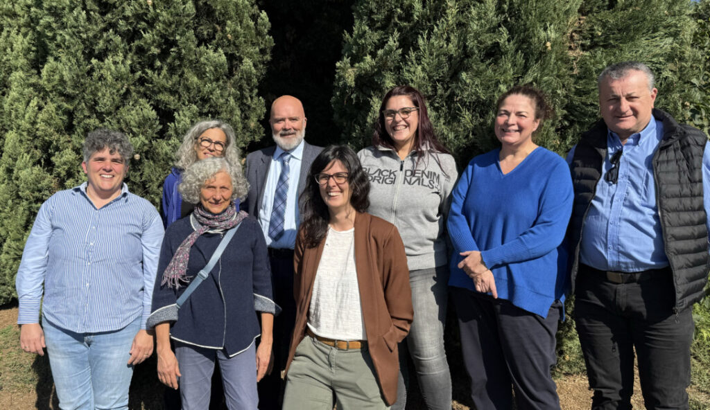Il Presidente dell’ODAF Verona Giuseppe Palleschi insieme al Consiglio dell’Ordine dei Dottori Agronomi e dei Dottori Forestali di Verona, composto da Vicepresidente, Segretario, Tesoriere e Consiglieri, riuniti per una foto ufficiale.